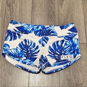 Fleo Shorts